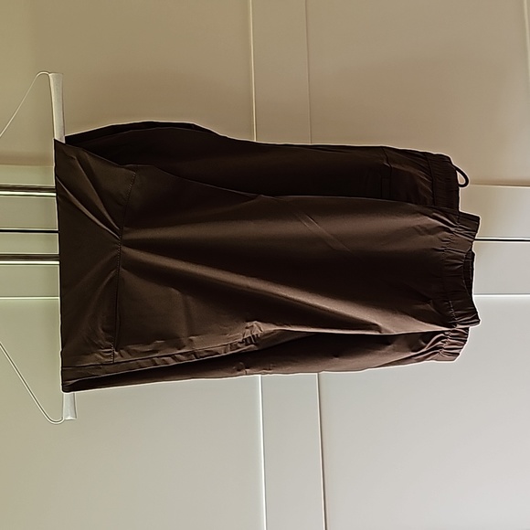 Banana Republic Motion Tech joggers, slim XL, brand new - Picture 2 of 7